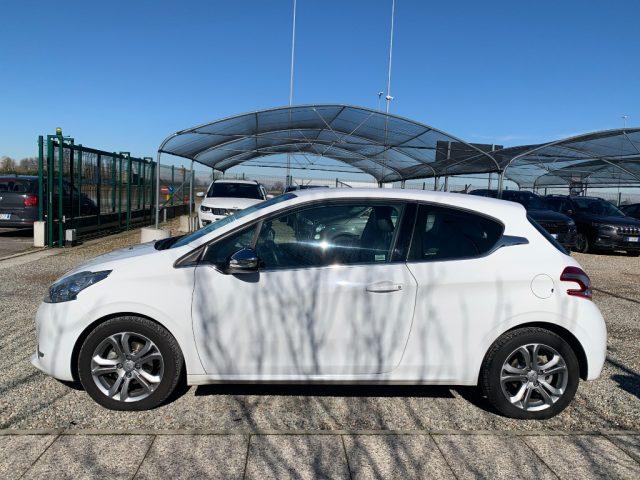 PEUGEOT 208 1° serie 1.6 e-HDi 92 CV Stop&Start 3 porte Allure