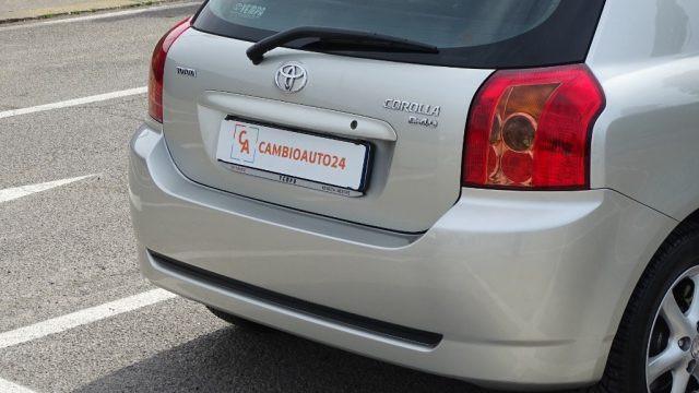 TOYOTA Corolla 1.4 D-4D M-MT 5p, Automatica, Sol, 90cv, Garanzia.