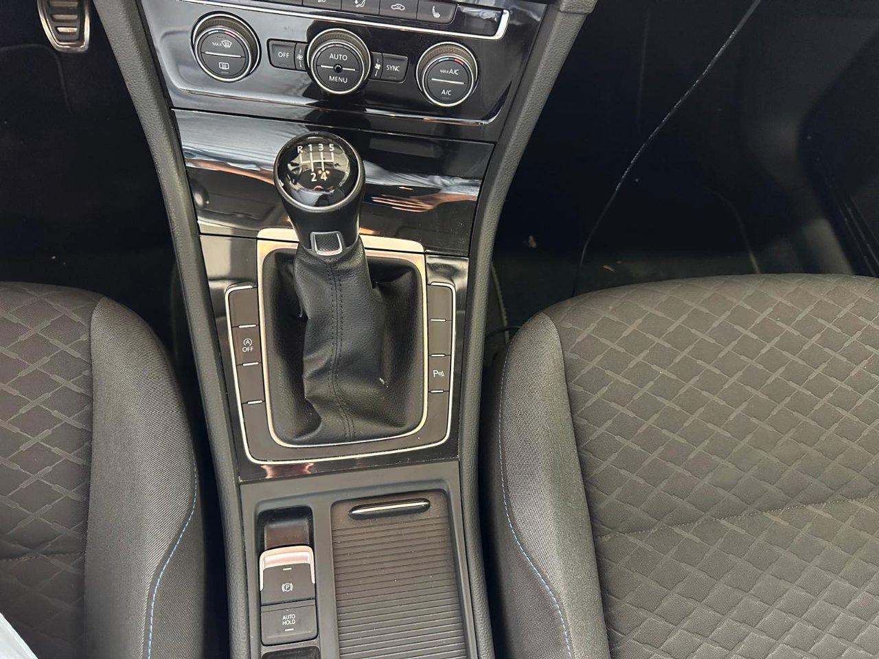 Volkswagen Golf 5 Porte Golf 5p 1.6 tdi Highline 115cv