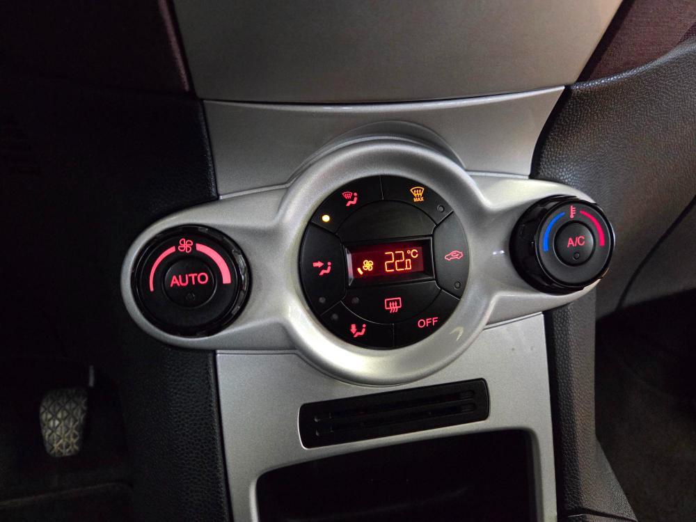 Ford Fiesta 5 Porte Fiesta 5p 1.4 16v Titanium Gpl