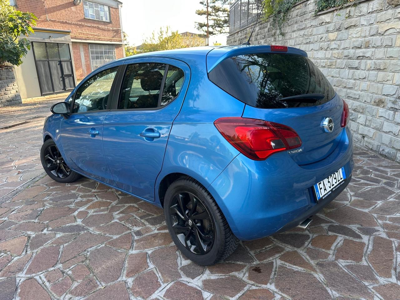Opel Corsa 1.2 5 porte b-Color no bollo