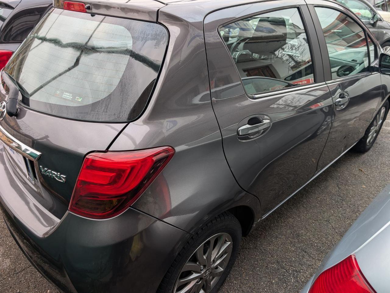 Toyota Yaris 1.0 5 porte Active