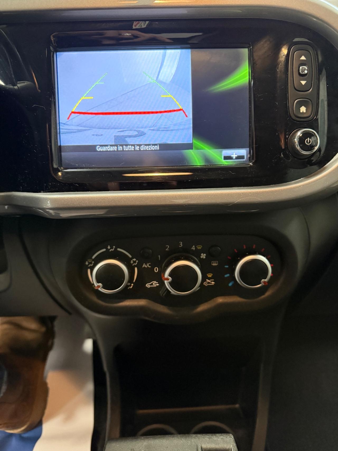 Renault Twingo SCe EDC La Parisienne 69CV Ok Neopatentati