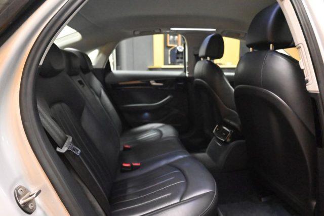 AUDI A8 V6 3.0 TDI Q.TIP.NAVI 20'BOSE TEL RISC.20"CAM FULL