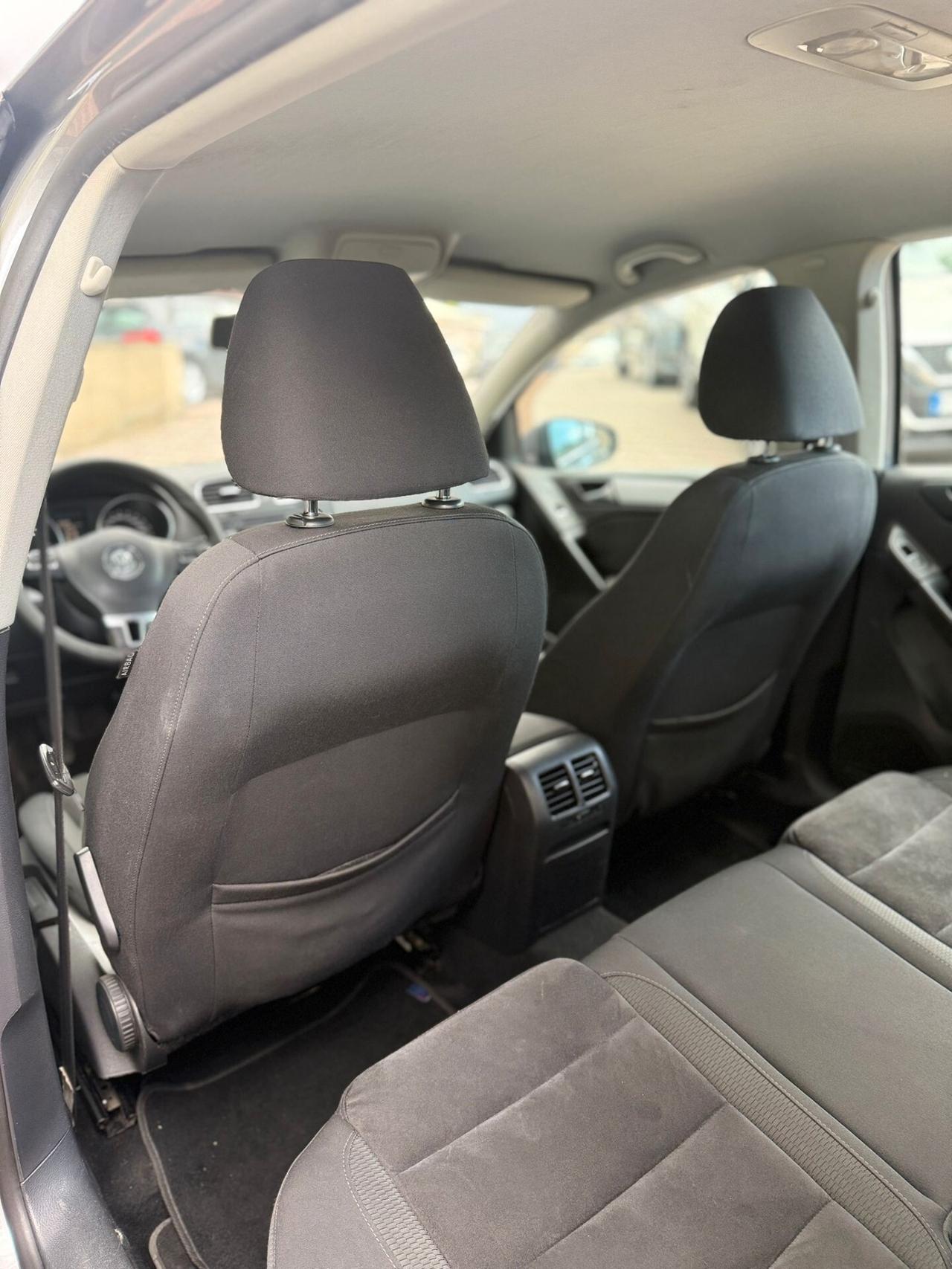 Volkswagen Golf VI 1.6 TDI 105cv (77kw) Sport