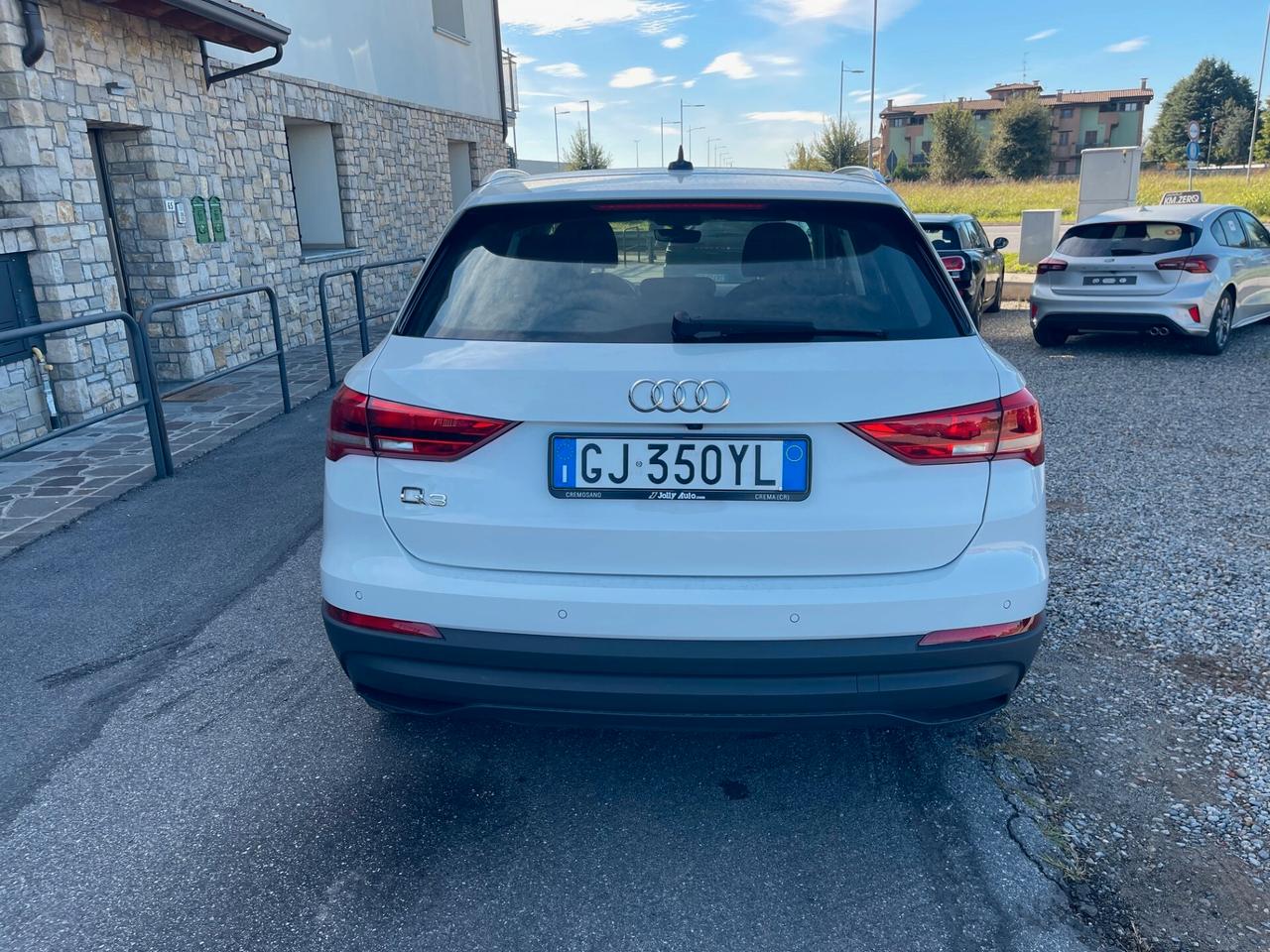 Audi Q3 35 TDI S tronic Business Advanced
