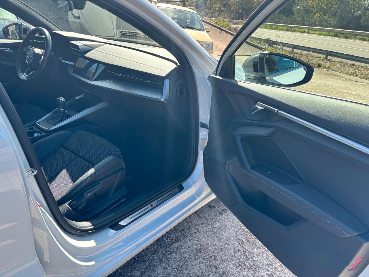 Audi A3 SPB 30 TDI S line edition - 2021