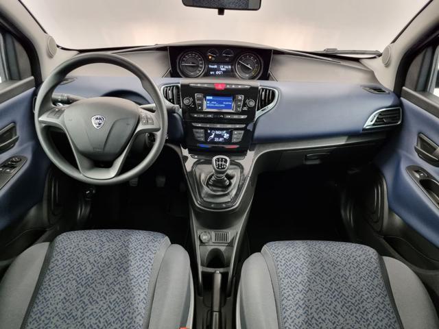 LANCIA Ypsilon 1.0 FireFly 5 porte S&S Hybrid silver