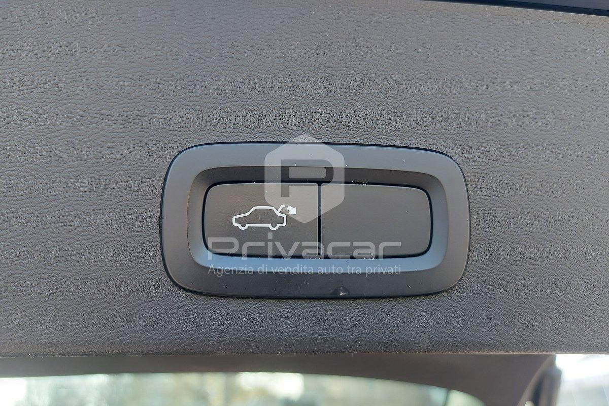 VOLVO XC40 D3 Geartronic Momentum