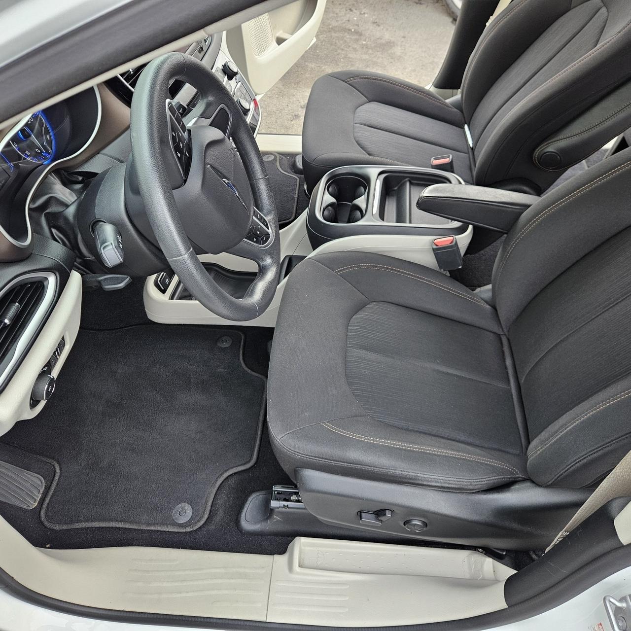Chrysler Pacifica Turing Limited