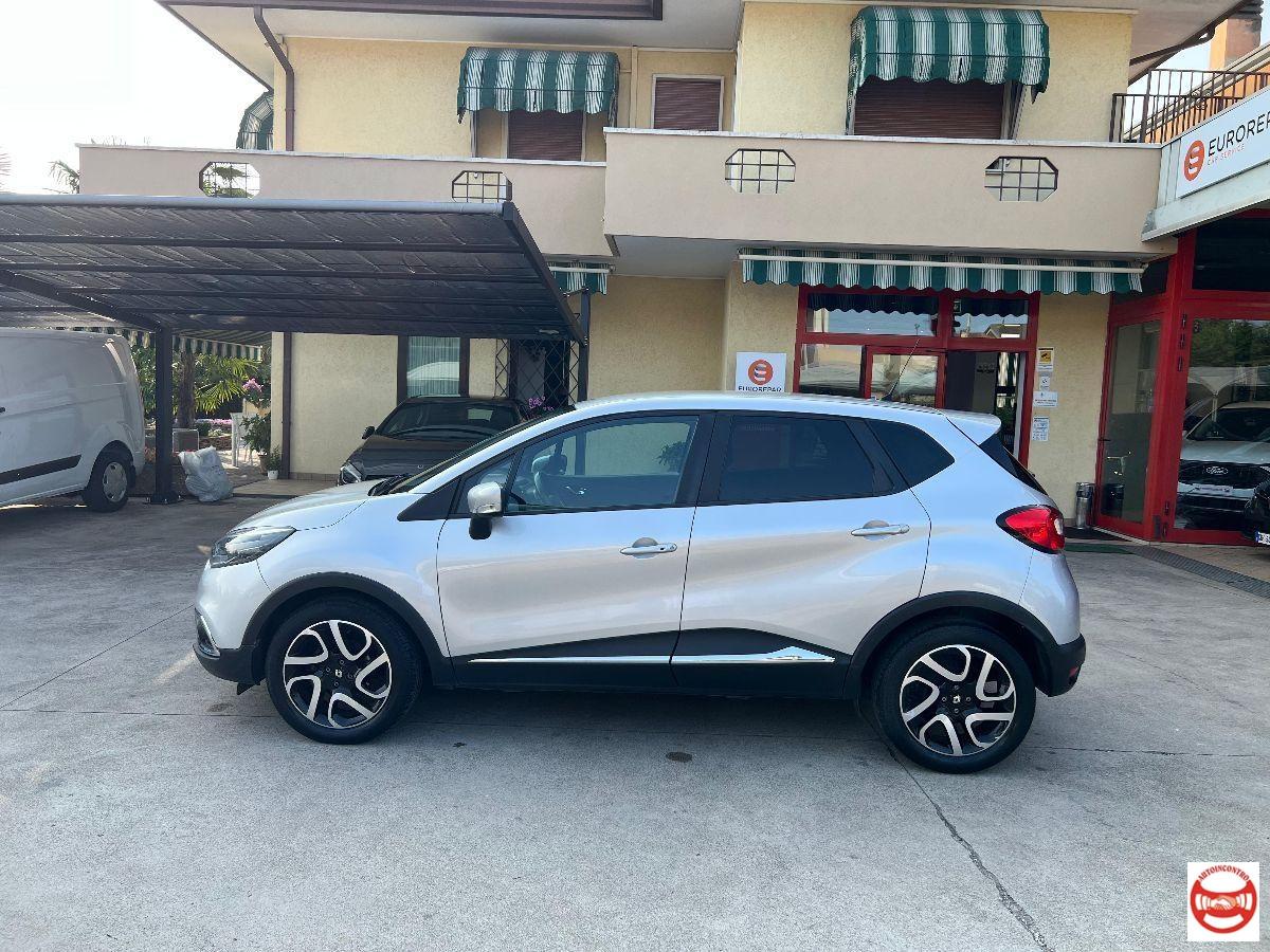RENAULT - Captur 0.9 tce Live s&s 90cv