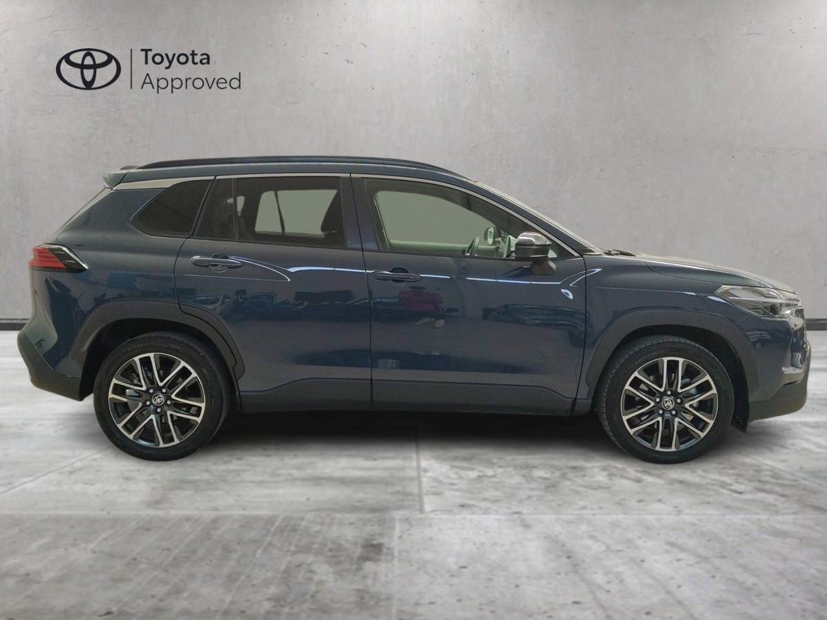 TOYOTA COROLLA CROSS PREMIUM AWD-i 2.0 HYBRID 200