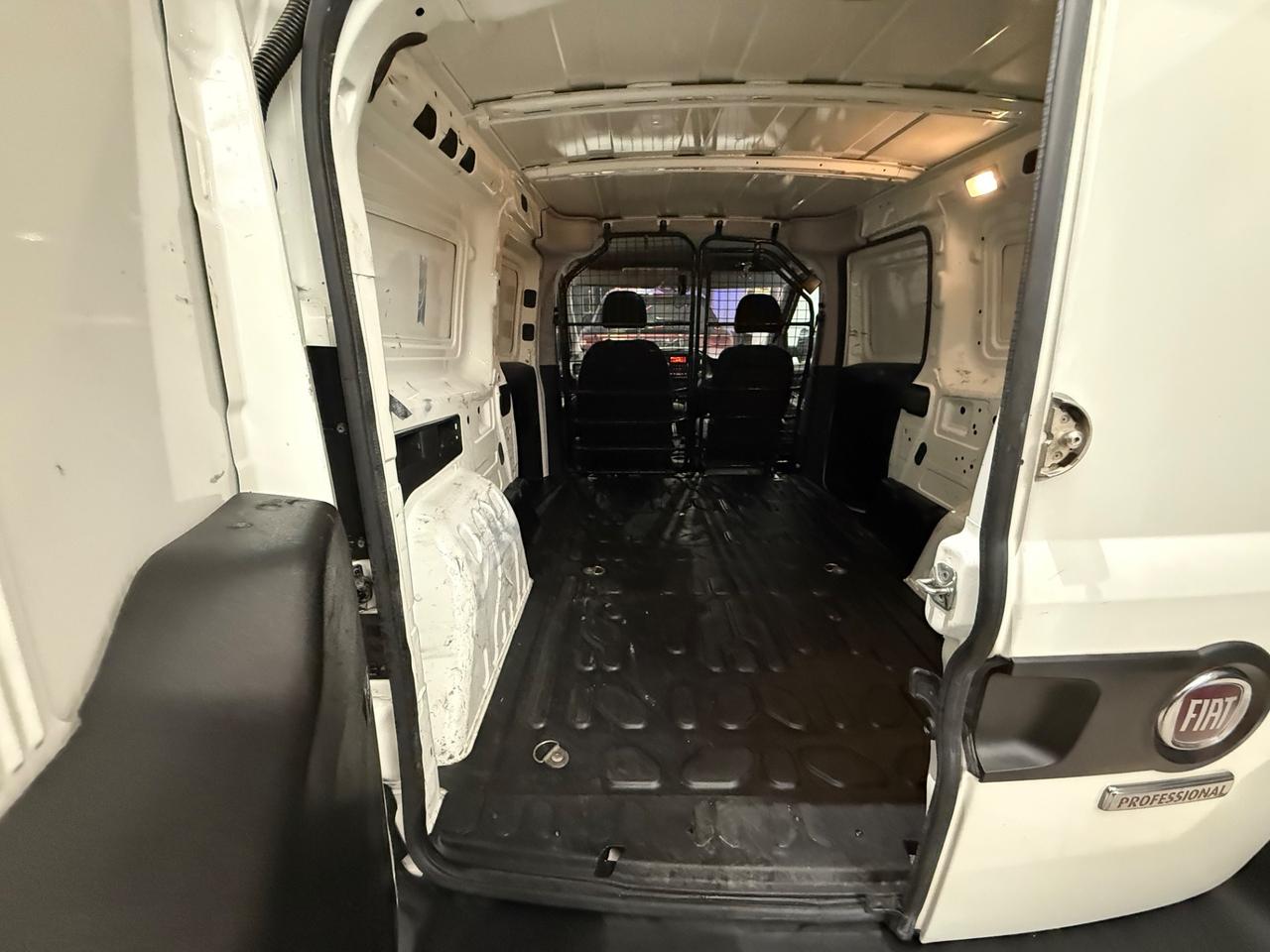 Fiat Doblo Doblò 1.6 MJT 105 PL-TN Cargo Maxi Lamierato PTT 750