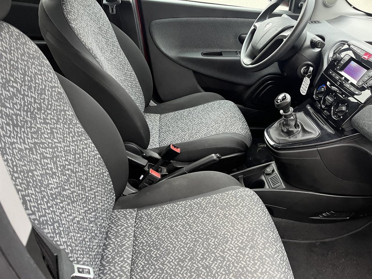 LANCIA YPSILON 1.7 70 CV FIREFLY SILVER