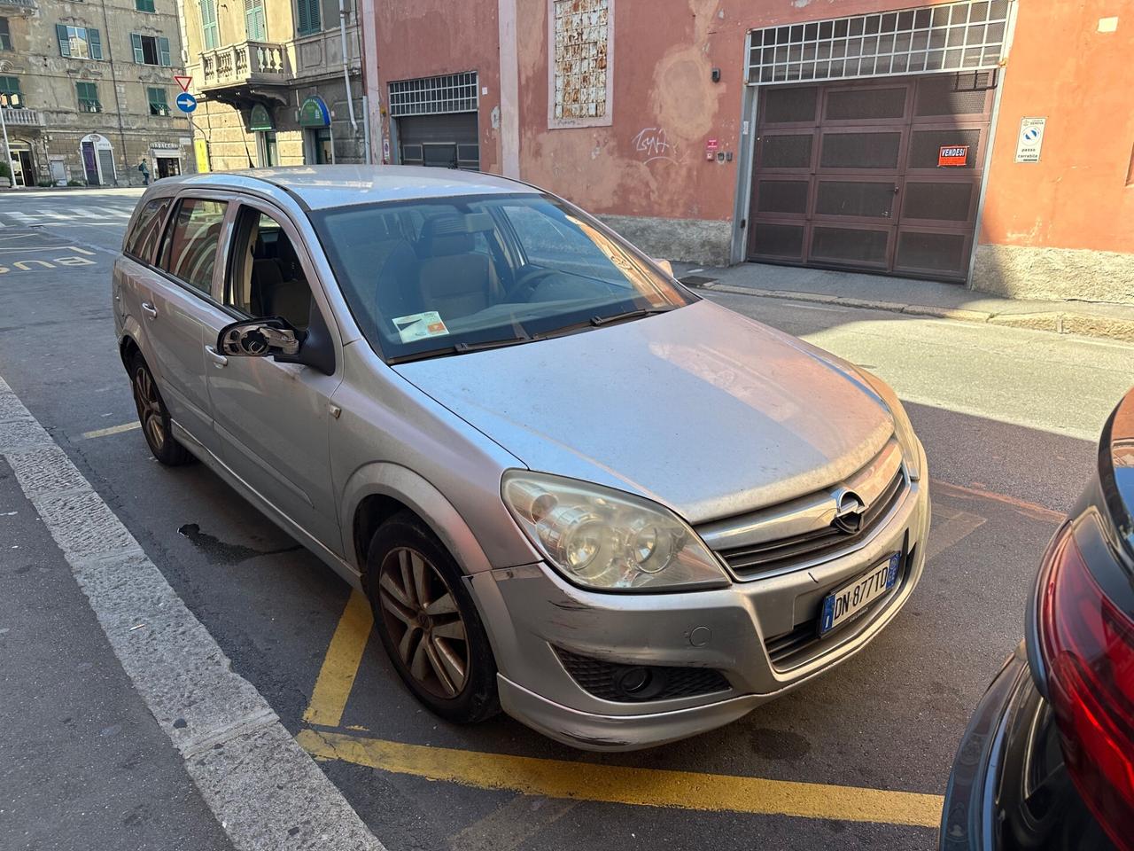 Opel Astra 1.9 CDTI 120CV 5 porte aut. Cosmo
