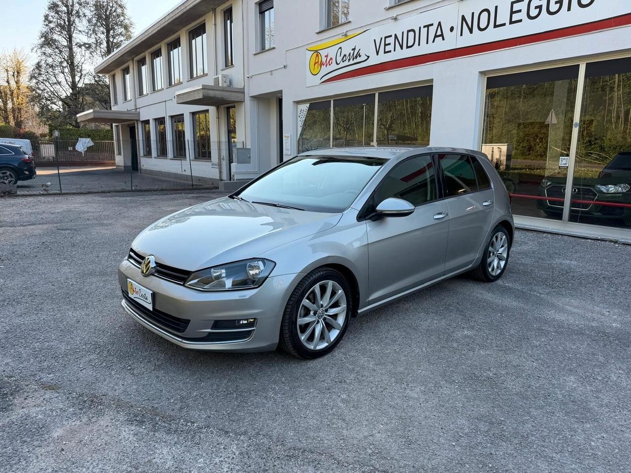 Volkswagen Golf 2.0 150CV TDI DSG 5p. Highline BMT