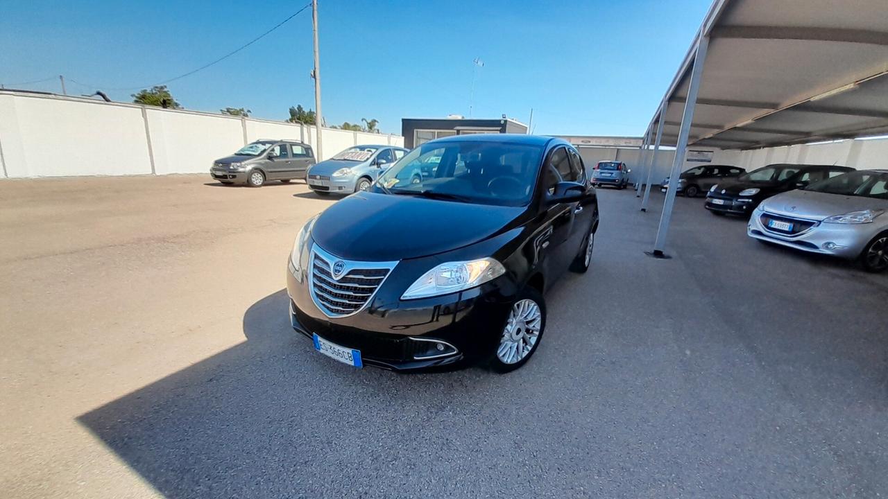 Lancia Ypsilon 1.2 69 CV 5 porte GPL Ecochic Elefantino