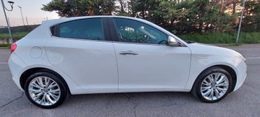 GIULIETTA SUPER 1,6 DIESEL 120 CV AUTOMATICA U-CONNECT STRAFULL OPTIONAL IMPECCABILE