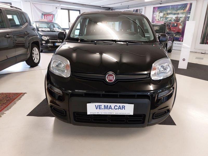 FIAT Panda 1.0 FireFly Hybrid con Radio BT