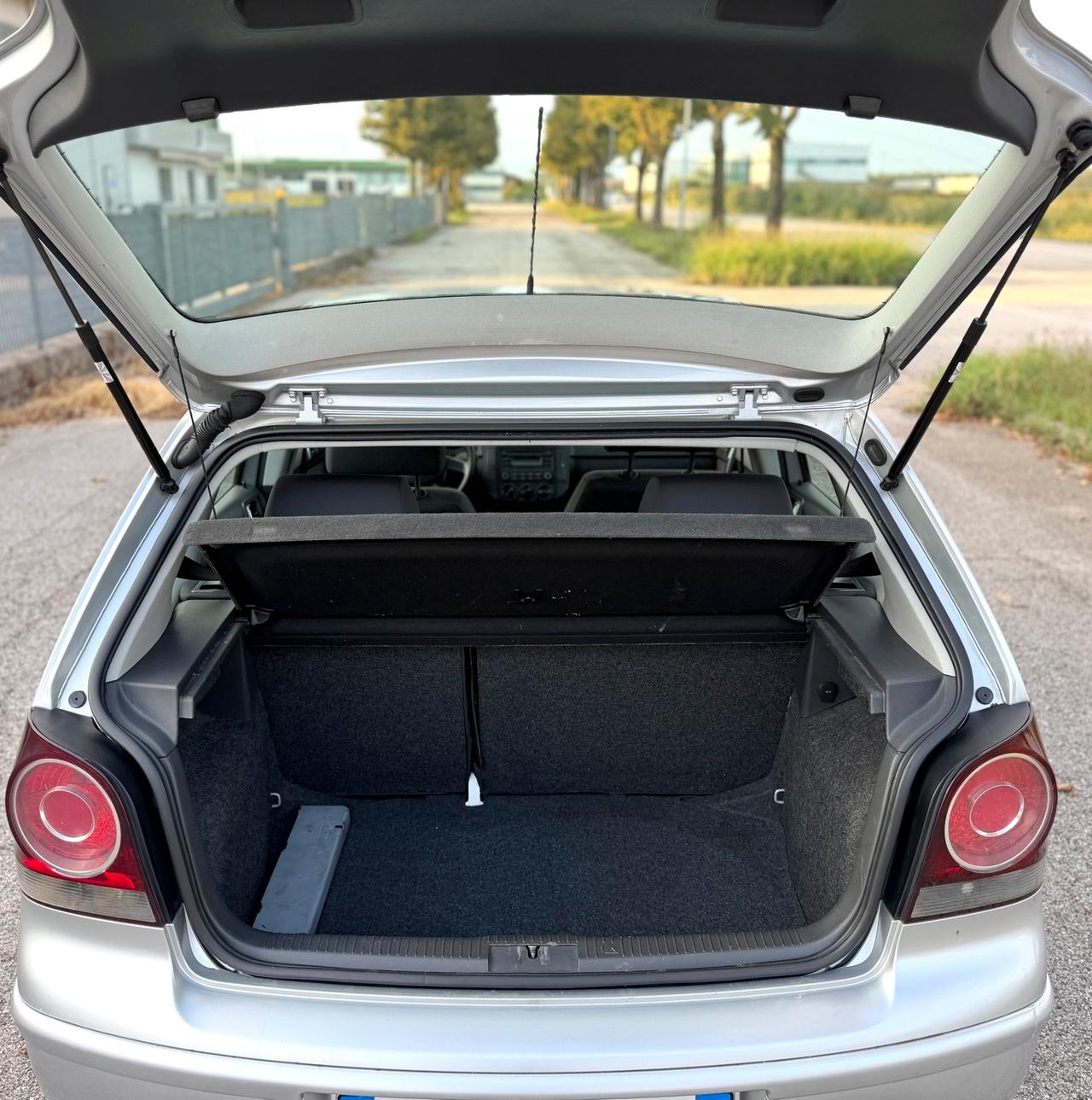 Volkswagen Polo 1.4/80CV TDI 5p. Sportline