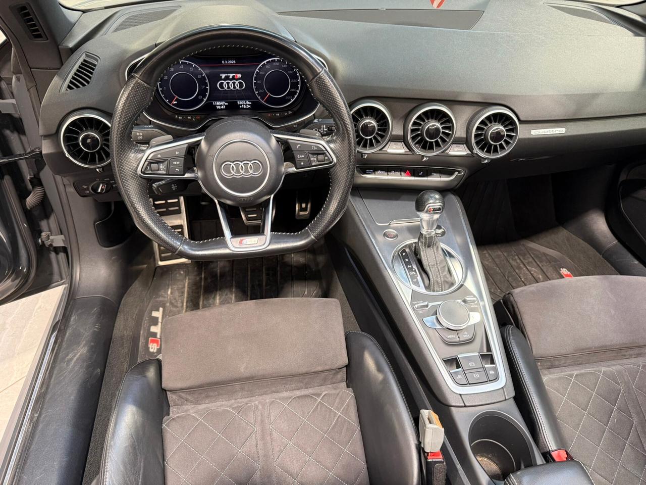 Audi TT Roadster 2.0 TFSI quattro S tronic line