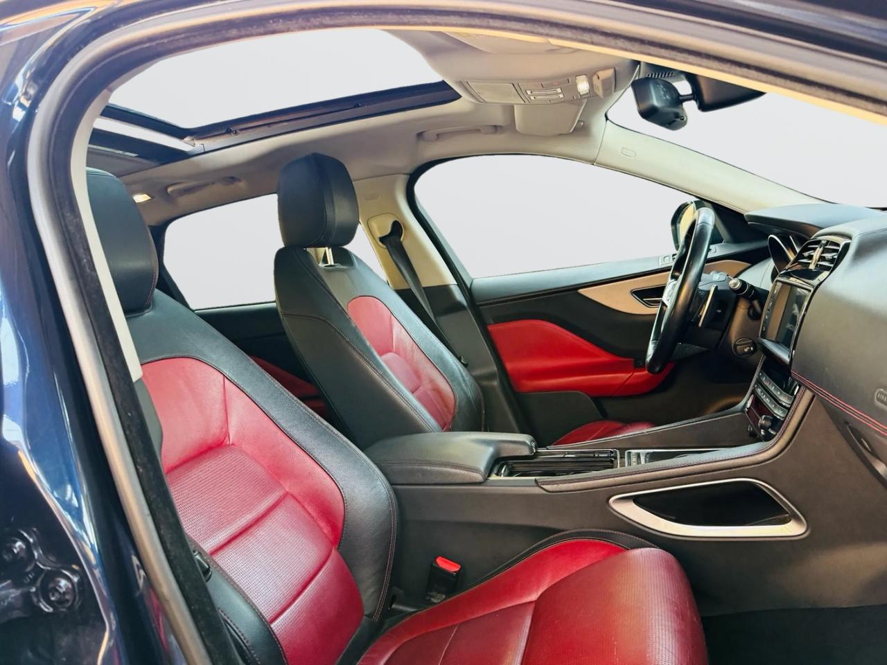 Jaguar F-Pace 2.0 D 180 CV AWD R-Sport*TETTO PANORAMA*