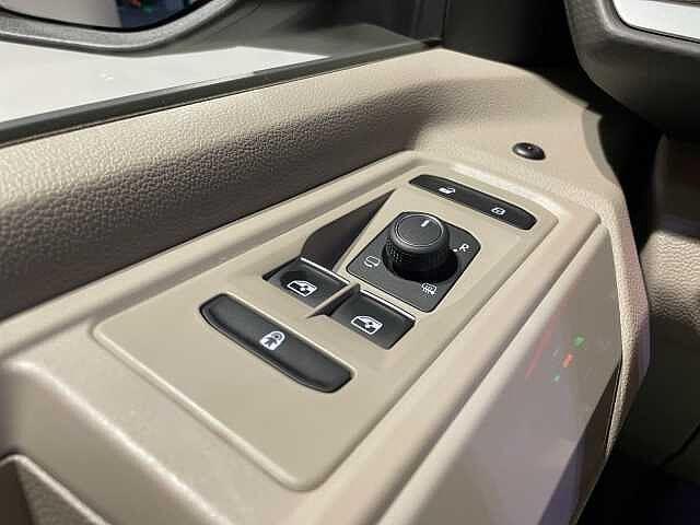 Volkswagen T7 Multivan 1.4TSI eHybrid 218CV Style (PHEV) - IVA ESPOSTA