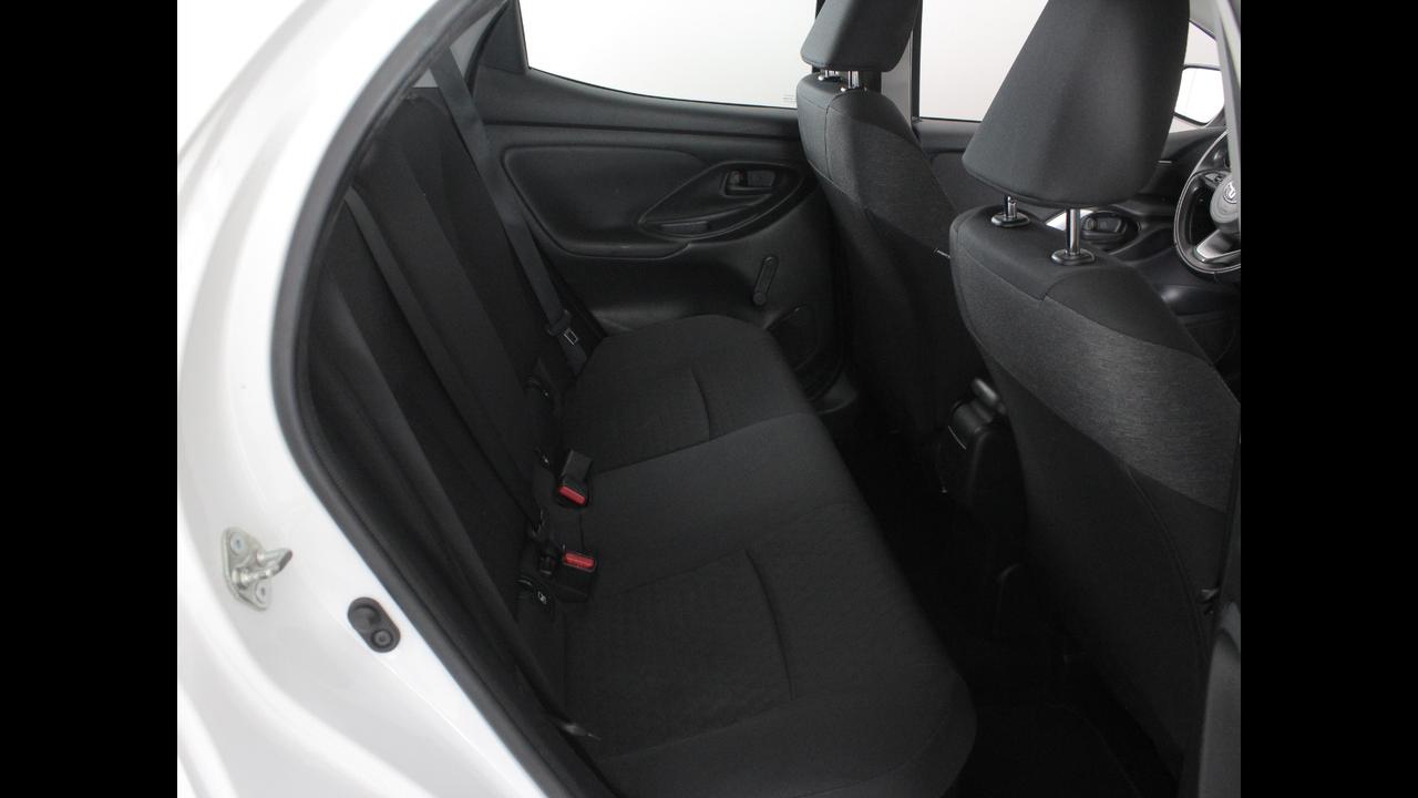 TOYOTA Yaris IV 2020 - Yaris 1.5h Business