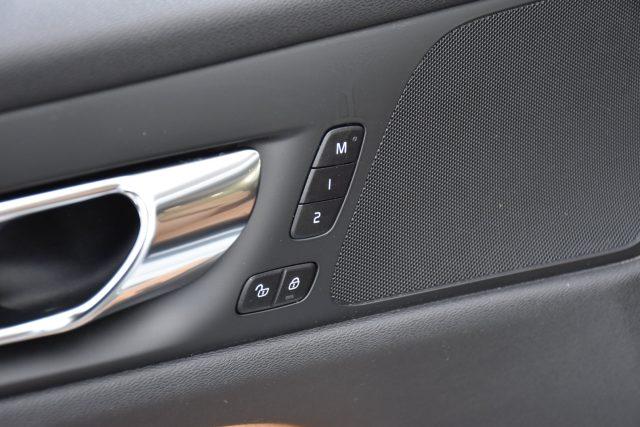 VOLVO V60 D3 Geartronic Inscription *Tettuccio, Navigatore*