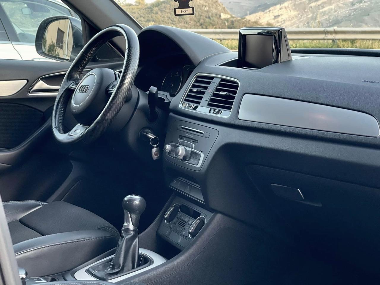 Audi Q3 2.0 TDI 150 CV S-Line 2016