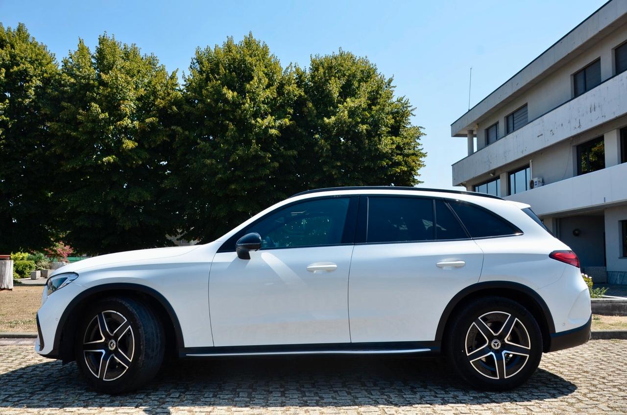 MERCEDES-BENZ GLC 200 AMG LINE PREMIUM PLUS 4MATIC 204cv AUTO, UNICOPROPRIETARIO, UFF ITALIANA, SERVICE MERCEDES, TETTO, HI-FI PREMIUM, FULL LED, RETROCAMERA, PERMUTE