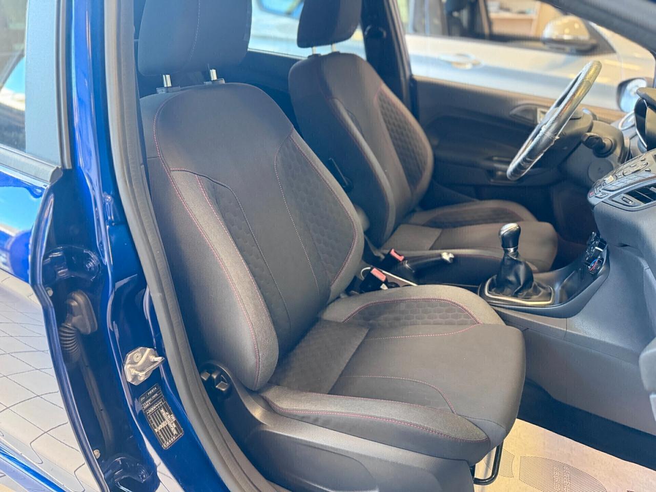 Ford Fiesta 1.5 TDCi 75CV 5 porte ST-Line