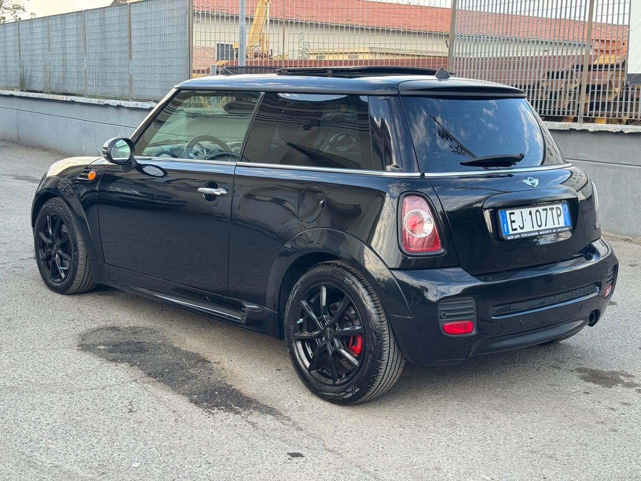 Mini 1.6 16V One (55kW)