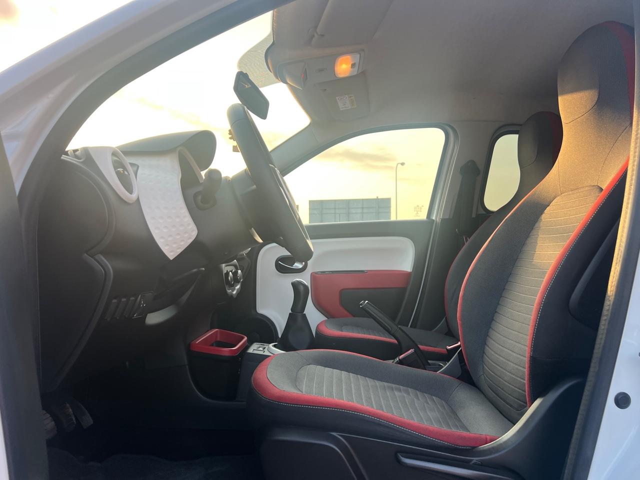Renault Twingo Intens 1.0 71CV Neopatentati