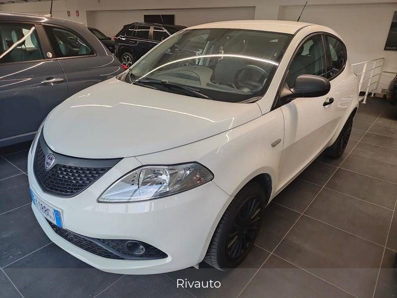 Lancia Ypsilon 1.2 69cv Elefantino
