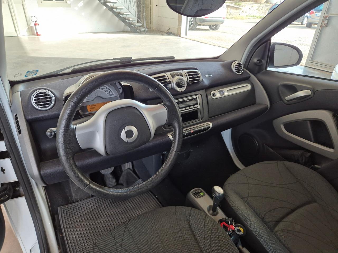 Smart ForTwo 1000 52 kW coupé pure