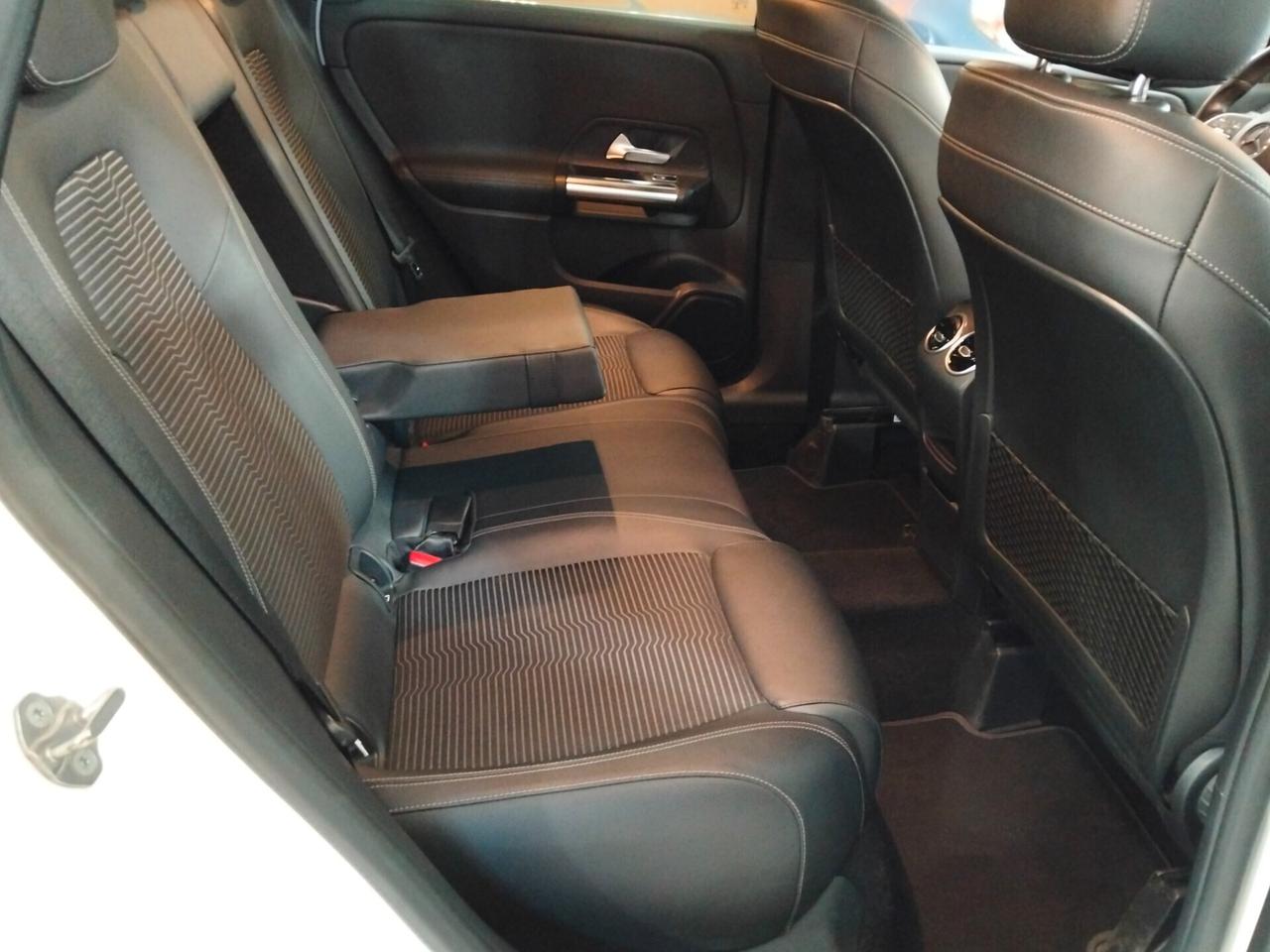 Mercedes-benz B 180 d Premium