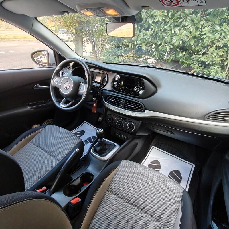 FIAT Tipo (2015-->) Tipo 1.4 4 porte Easy