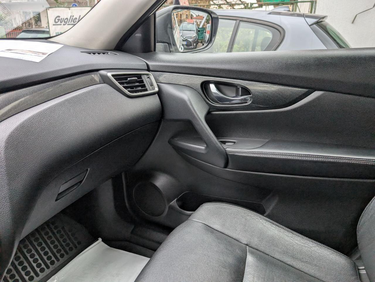 Nissan X-Trail 1.6 dCi 2WD Tekna Automatic E6b