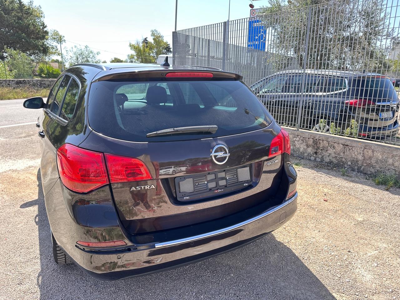 Opel Astra Sports Tourer 110th-2012
