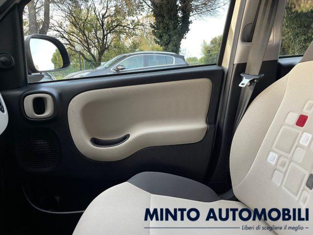 FIAT Panda 1.2 69CV LOUNGE UNIPROPRIETARIO ADATTA NEOPATENT.