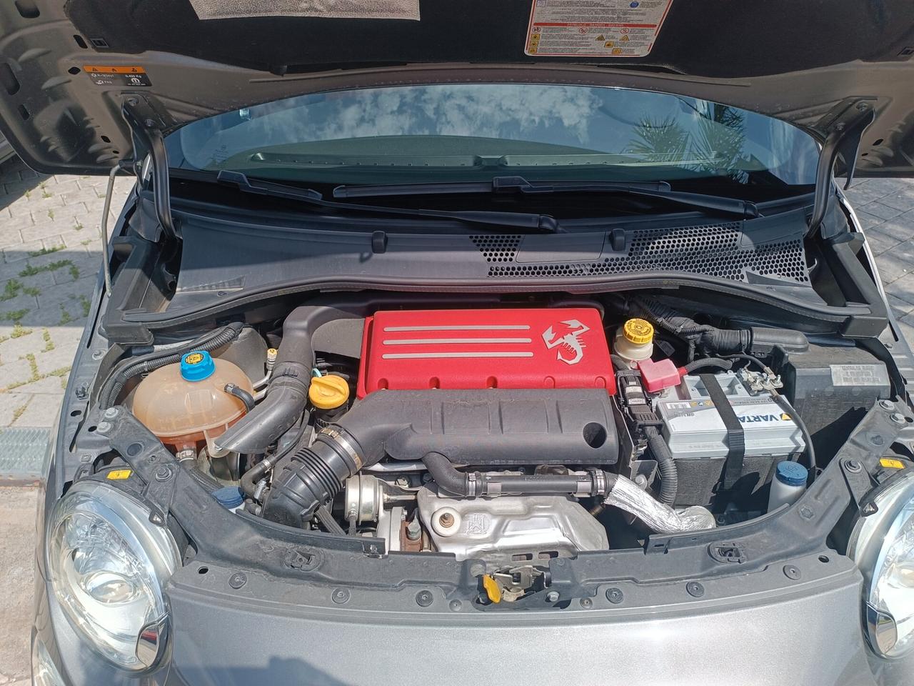 Abarth 595 1.4 Turbo 180 CV
