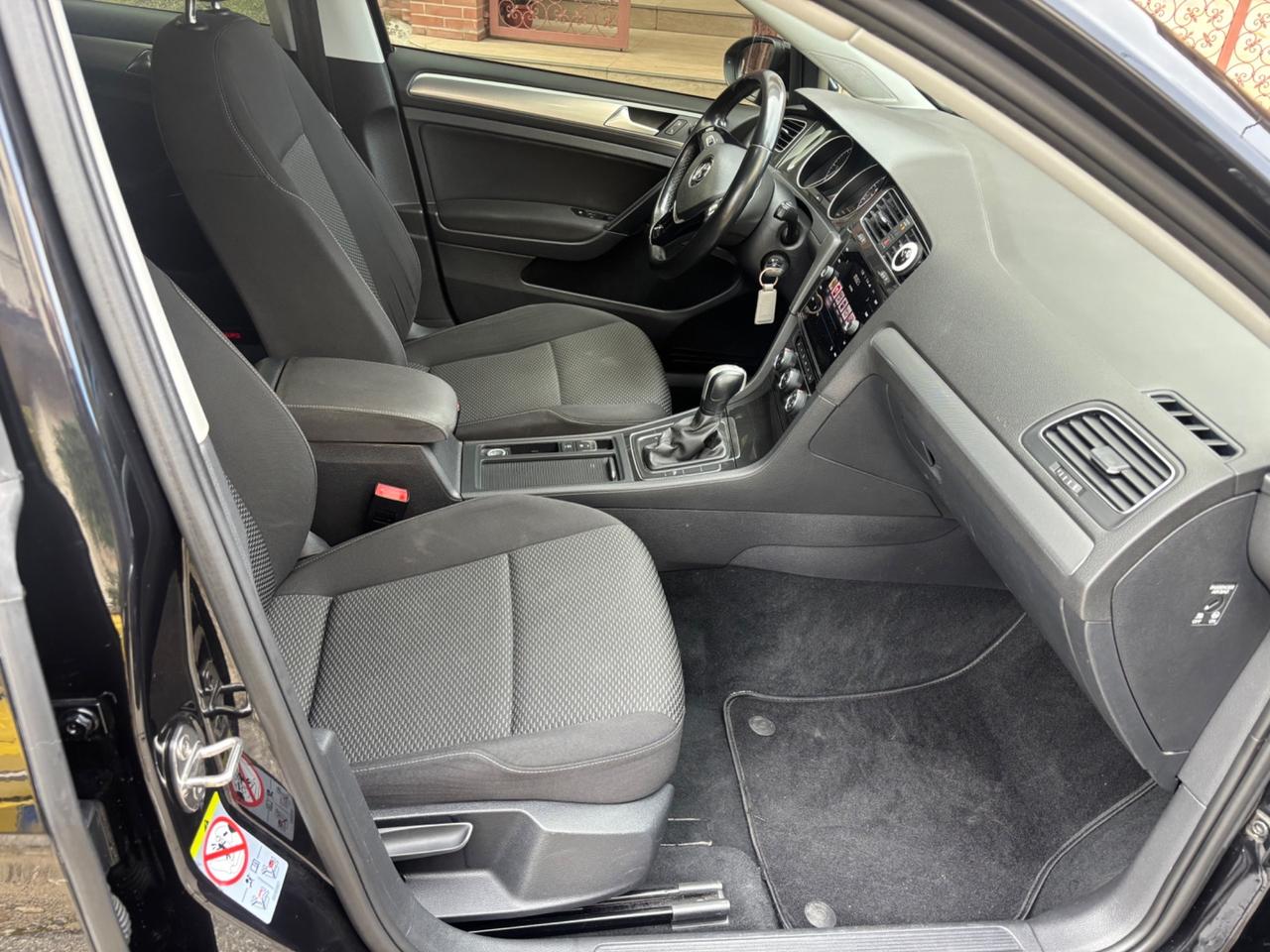 Volkswagen Golf 7.5 1.6 TDI 115CV DSG Highline BlueMotion Tech.