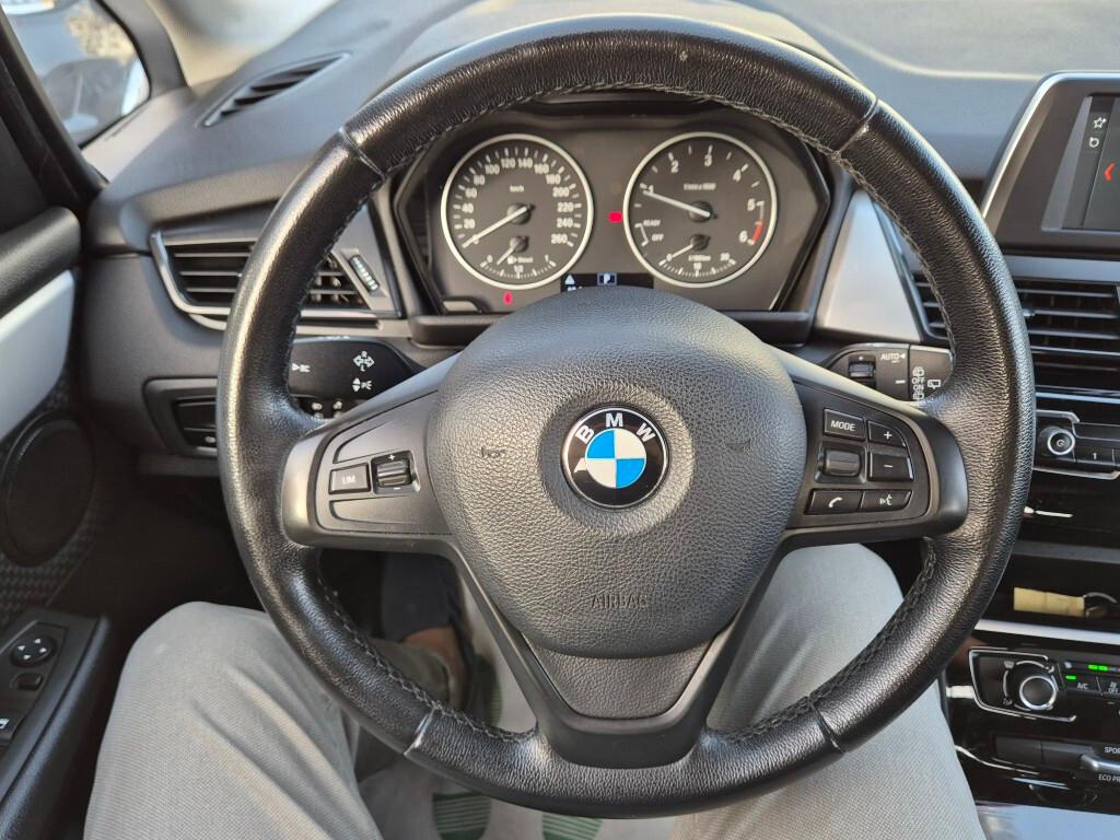 Bmw Active Tourer 218d Advantage Automatic