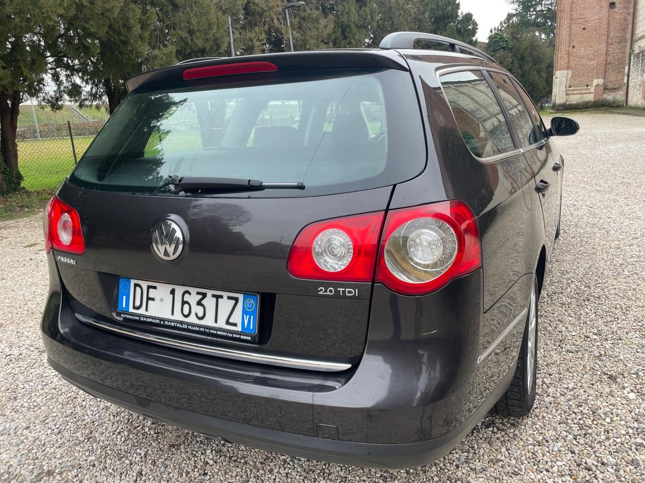 Volkswagen Passat 2.0 16V TDI Var. Highline