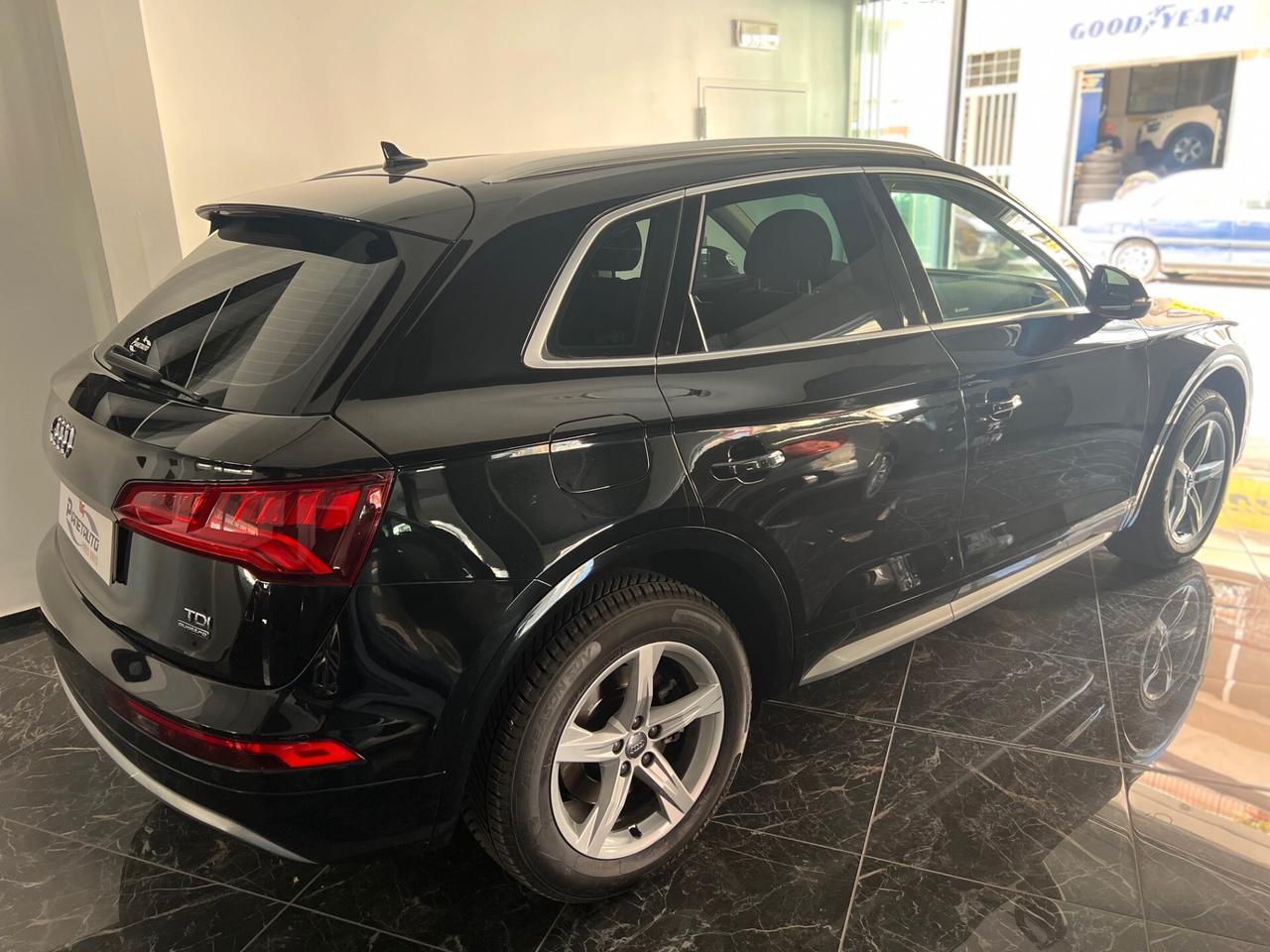 Audi Q5 40 2.0 tdi Business Sport quattro 190cv s-tronic
