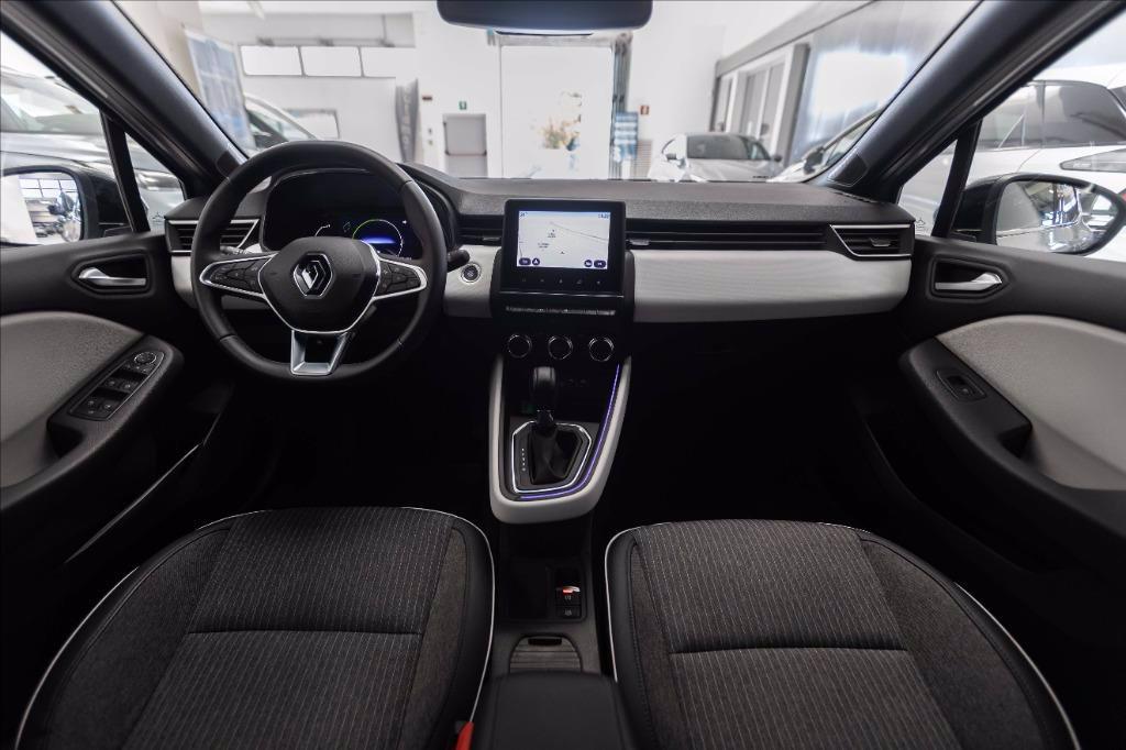 RENAULT Clio 1.6 E-Tech full hybrid Techno 145cv del 2023