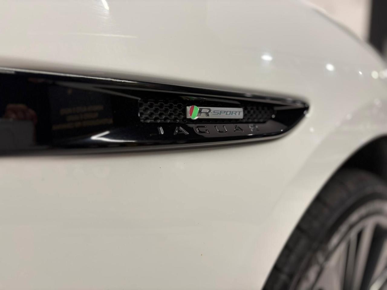 Jaguar F-Pace 3.0 300 CV AWD aut. R-Sport 2016