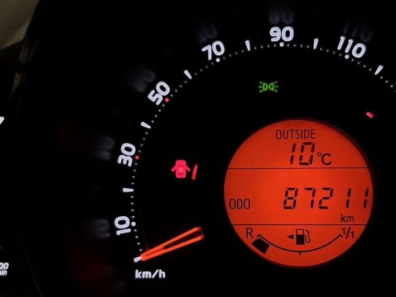 Toyota Aygo Aygo Connect 1.0 VVT-i 72 CV 5 porte x-play