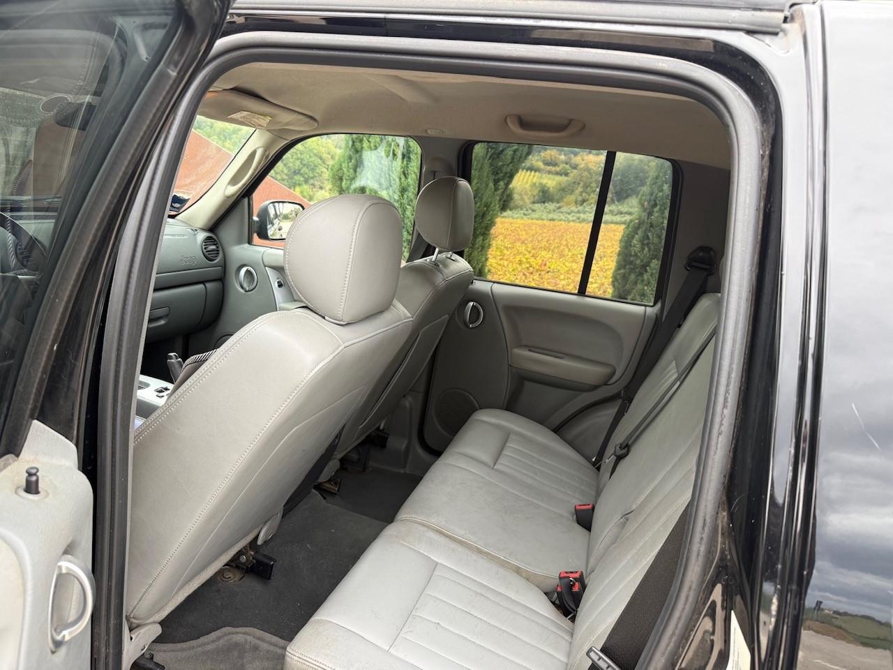 Jeep Cherokee 2.8 CRD DPF Limited Auto